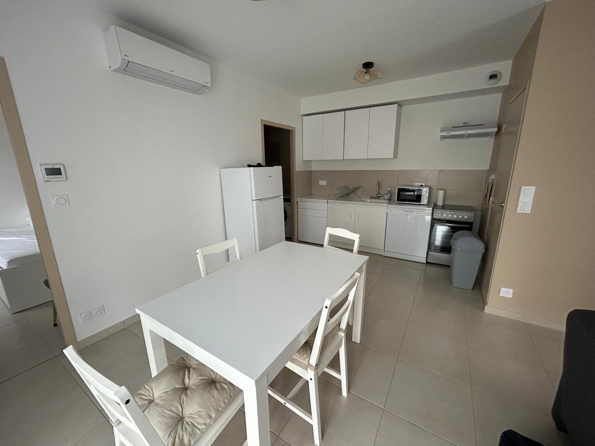 Appartement Avec Jardin Chateauneuf-de-Galaure Екстер'єр фото