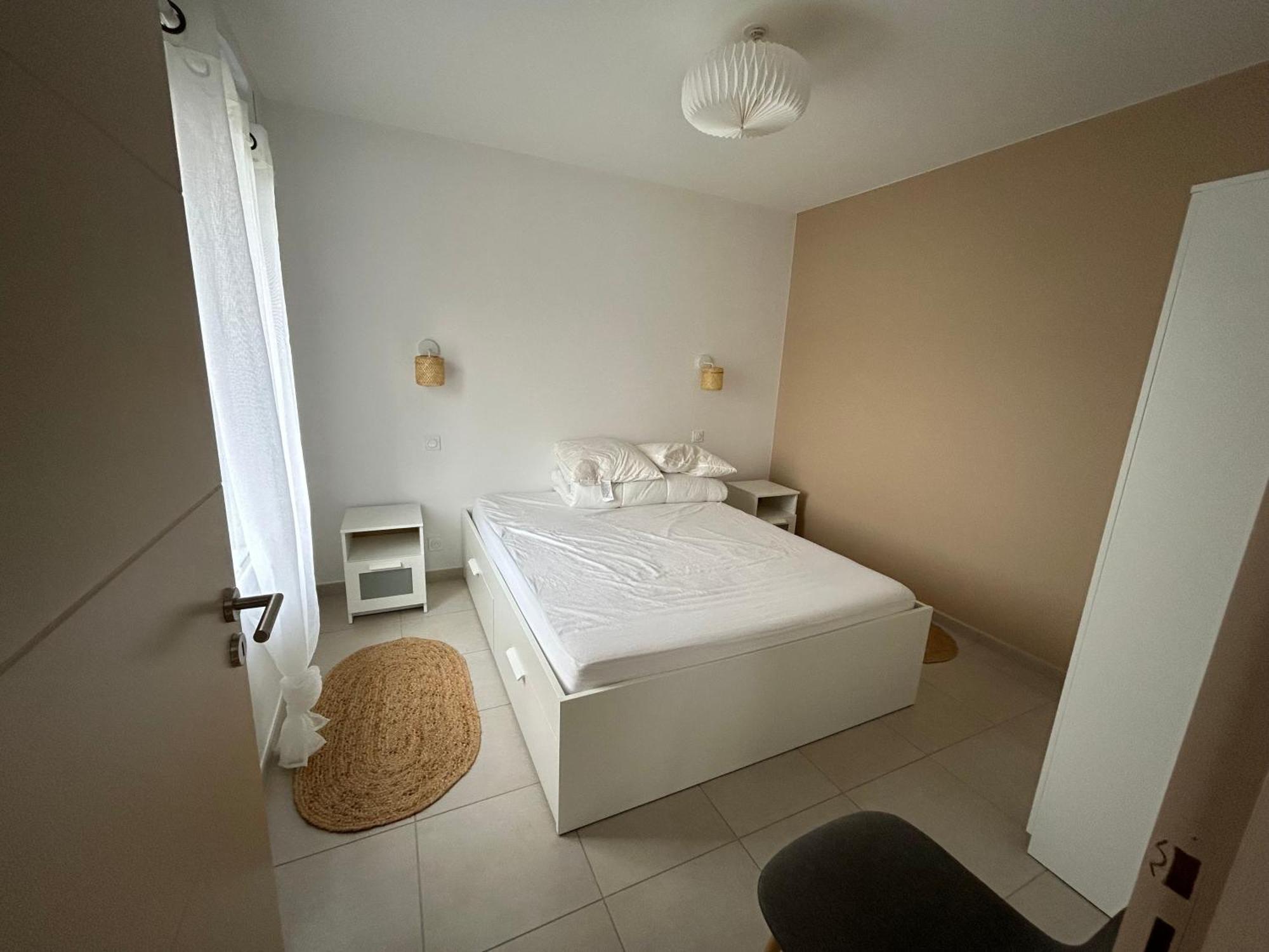 Appartement Avec Jardin Chateauneuf-de-Galaure Екстер'єр фото